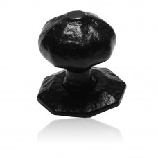 Deurknop zeskant 70mm op rozet 76mm smeedijzer zwart